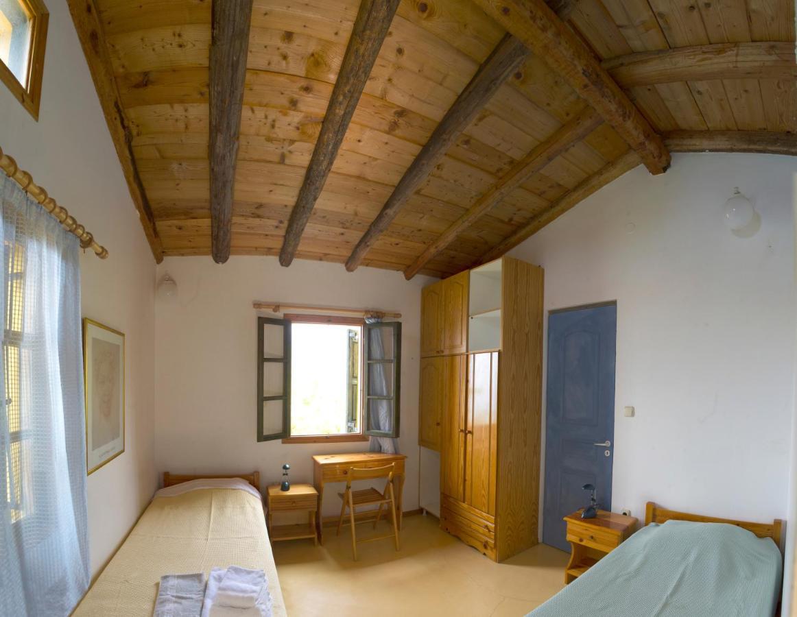Ikarian Centre - Accommodation & Mountain Hiking Evdilos  Luaran gambar